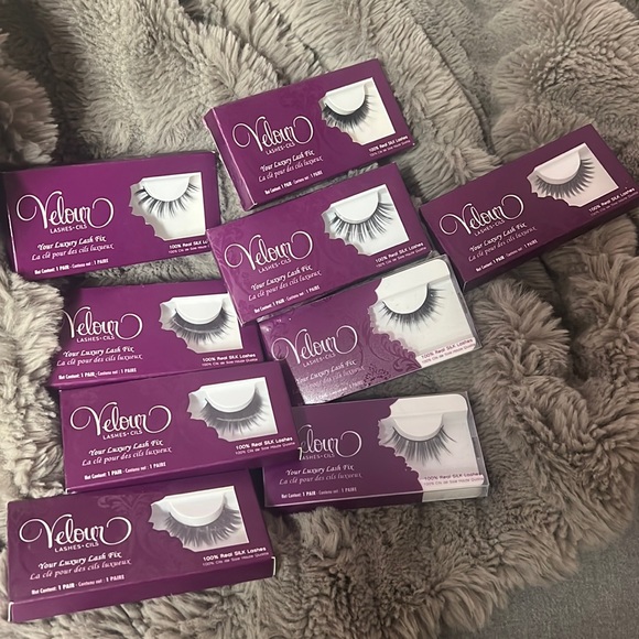 BUNDLE Velour Brand new silk lashes - Picture 1 of 1